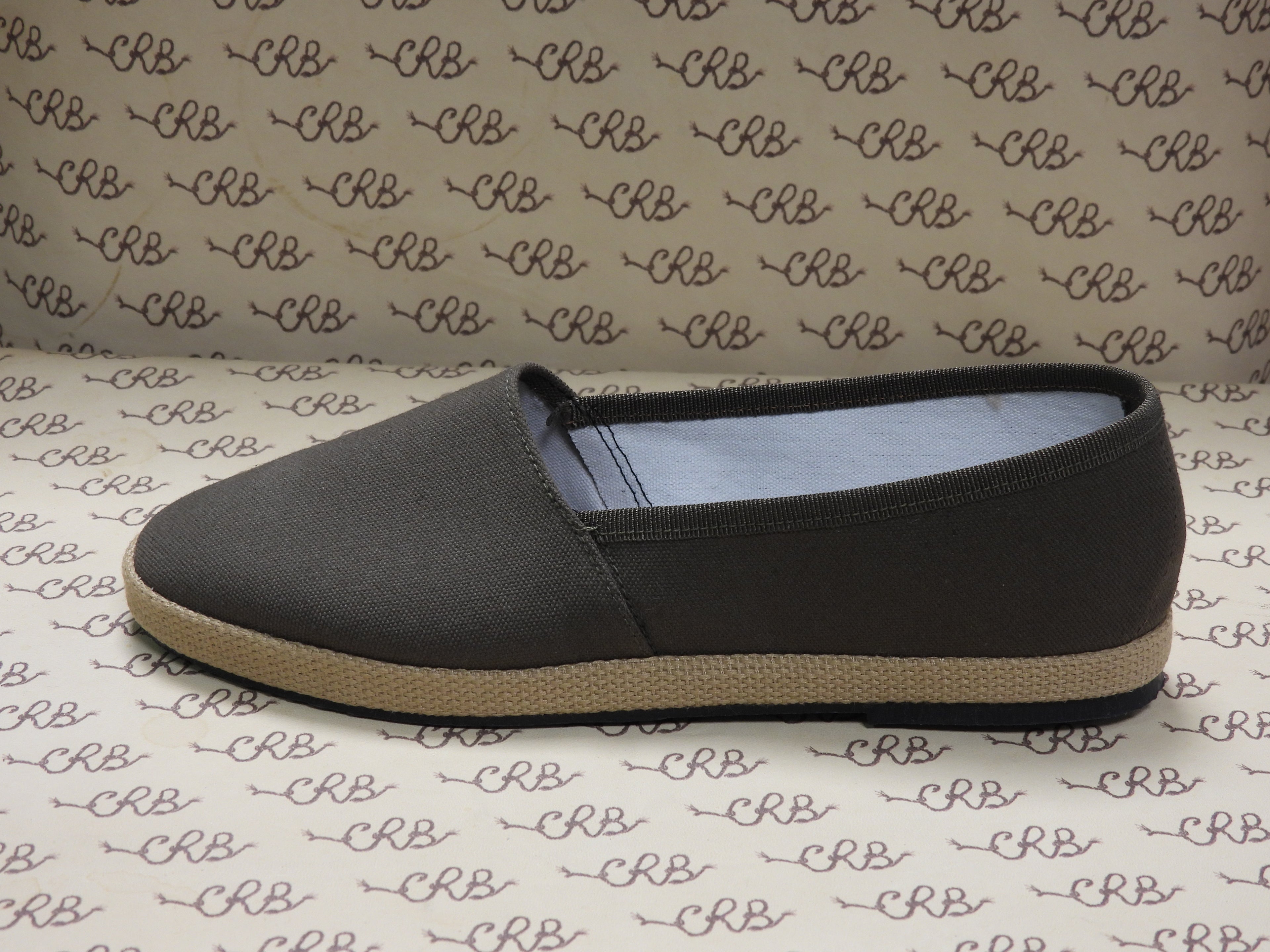 Espadrillas in tessuto olona marrone con fodera bianca