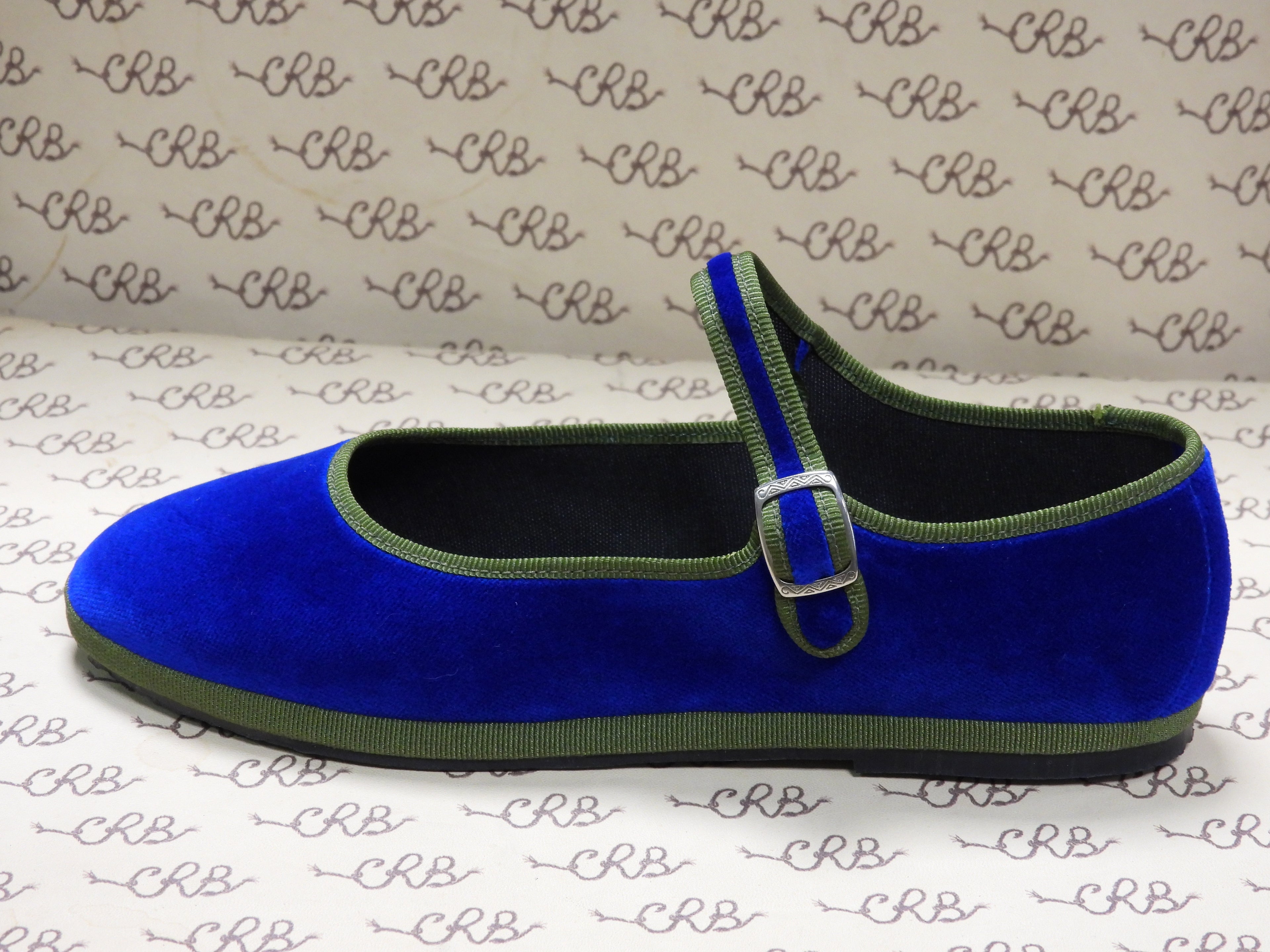 Mary Jane in velluto cotone blu con gros verde salvia e fodera nera