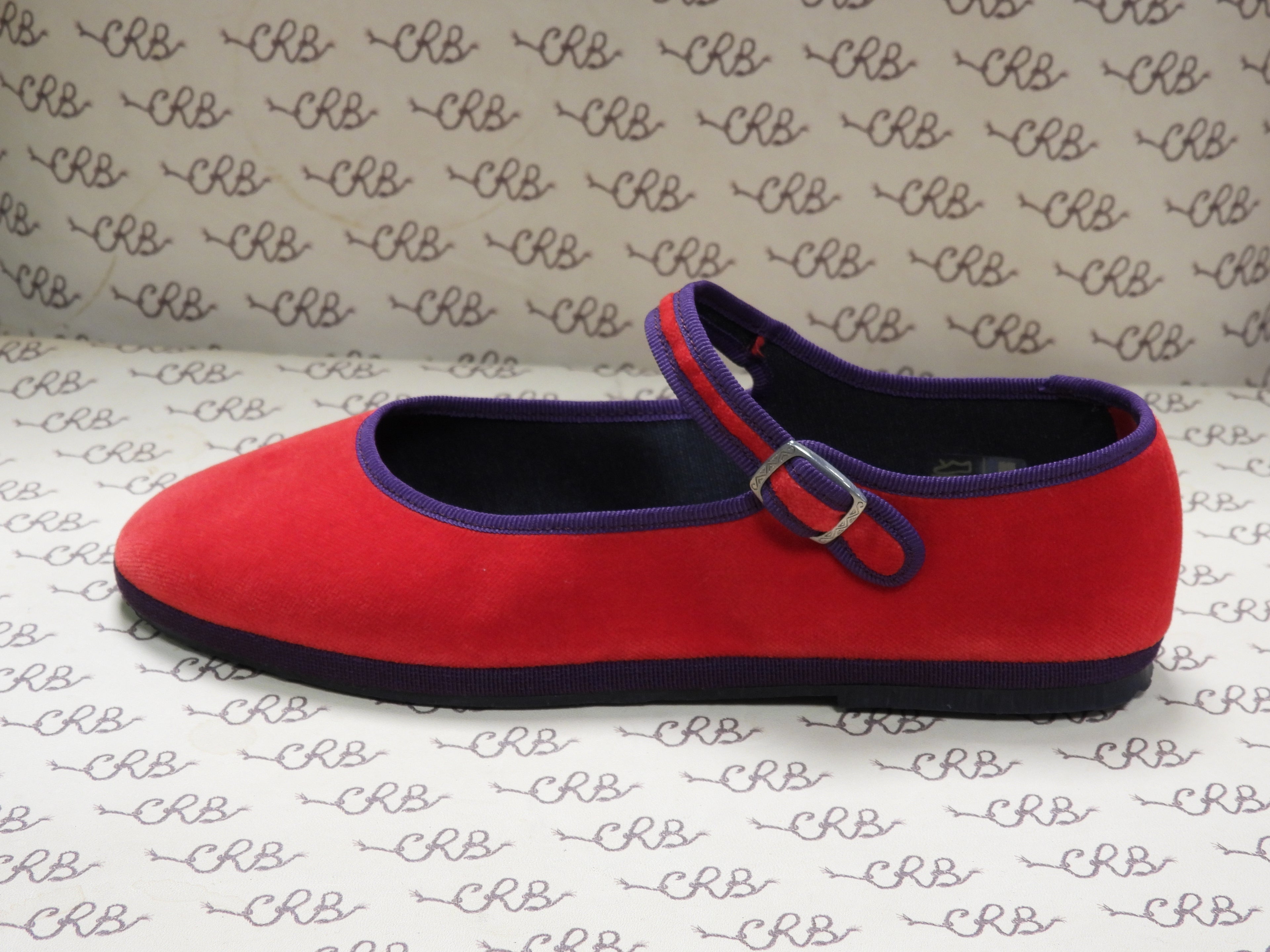 Mary Jane in velluto cotone rosso con gros viola e fodera nera